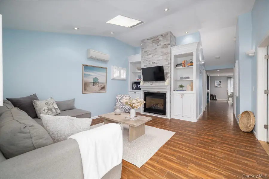 35 Nebraska Street, Long Beach, NY 11561 - #2