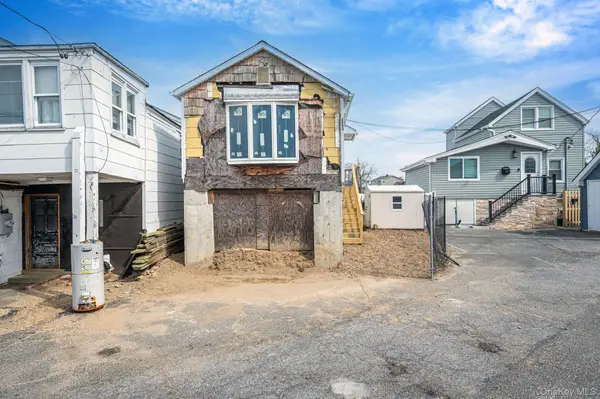 2471 Jackson Avenue, Seaford, NY 11783