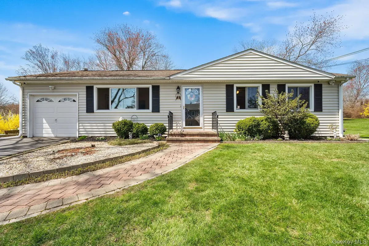 3453 Flanders Drive, Yorktown Heights, NY 10598 - #1