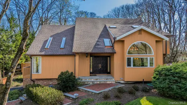 4 Ernest Court, Kings Park, NY 11754