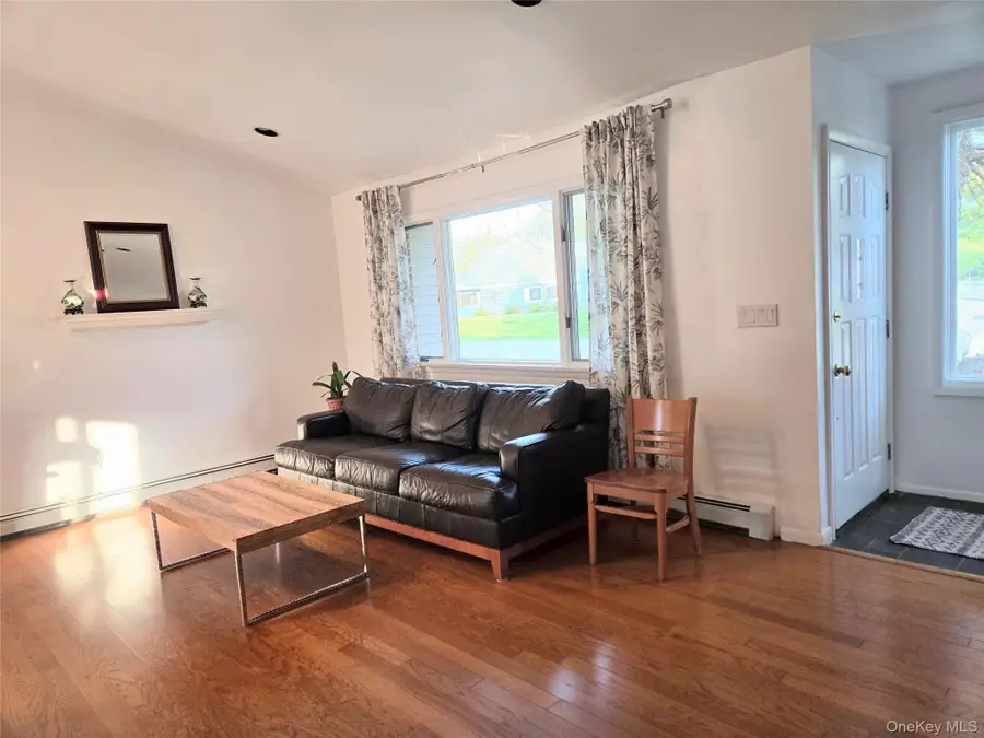 2585 Farsund Drive, Yorktown Heights, NY 10598 - #2