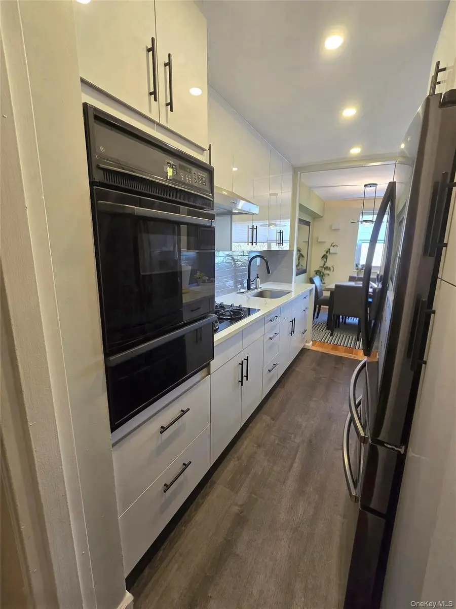 89-35 155th Ave #6K, Howard Beach, NY 11414 - #3