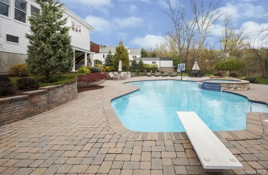 6 Dunderberg Road, Tomkins Cove, NY 10986 - #2