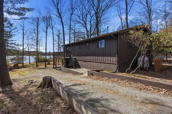 119 Lake Shore Drive W, Rock Hill, NY 12775