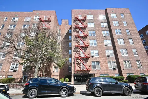 33-25 90 Street #5D, Jackson Heights, NY 11372