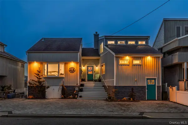 226 Lee Place, Bellmore, NY 11710