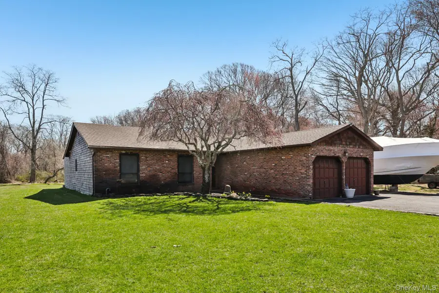 225 Bayview Avenue, East Islip, NY 11730 - #3