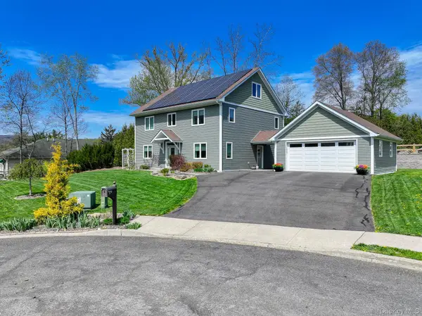 10 Taylor Street, New Paltz, NY 12561