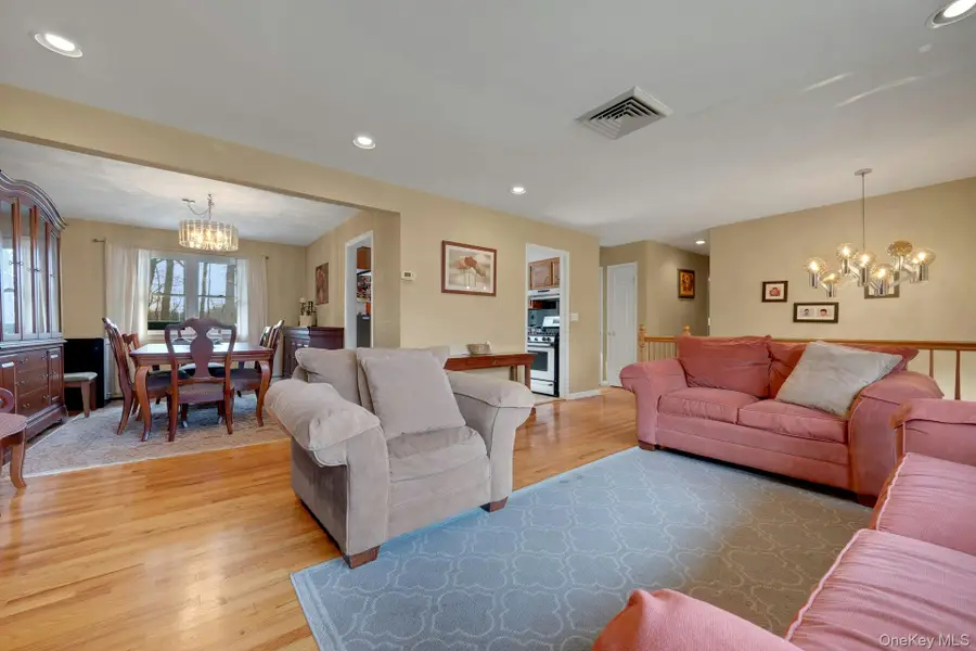 6 Foxwood Lane, Thornwood, NY 10594 - #3