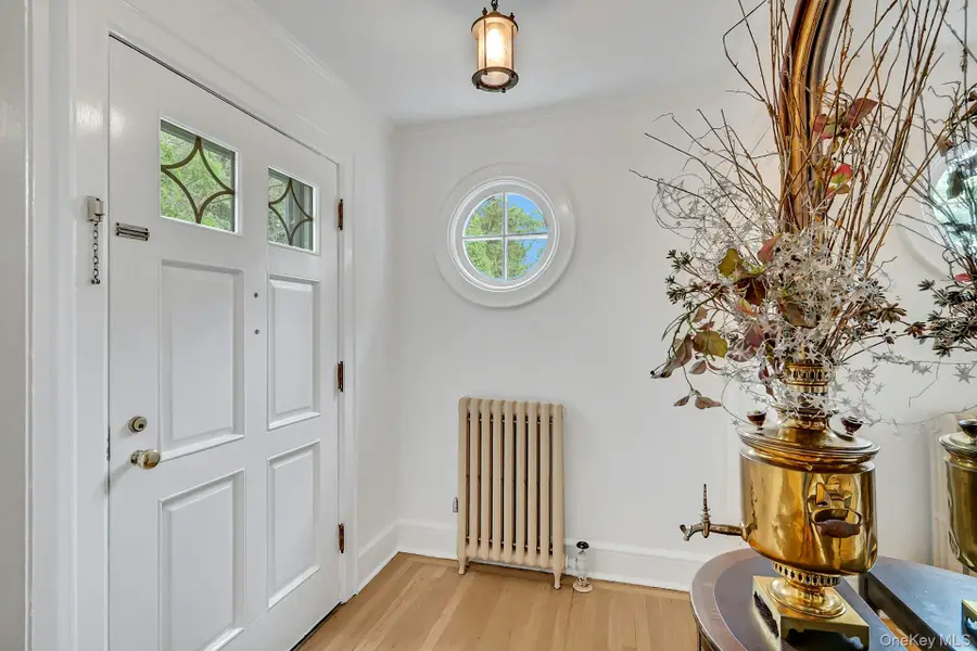 83 Parkway W, Mount Vernon, NY 10552 - #3