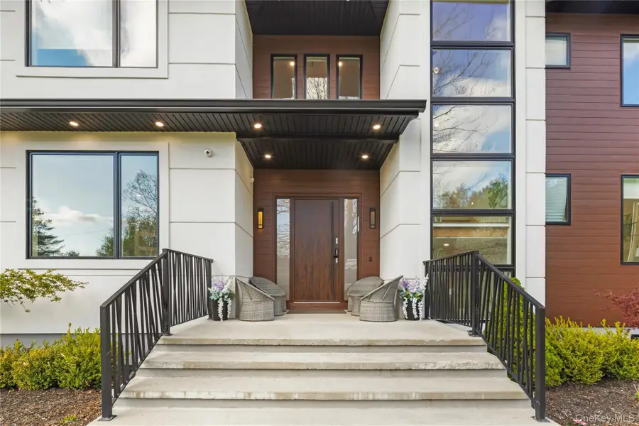 5 Blue Bird Road, Monsey, NY 10952 - #3