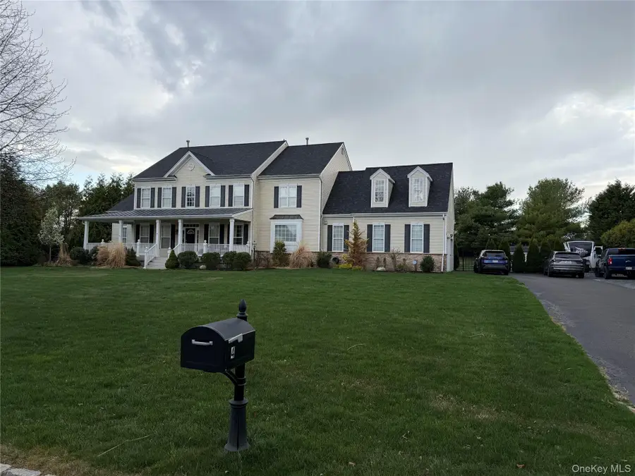 4 Indianwood Court, Wading River, NY 11792 - #2