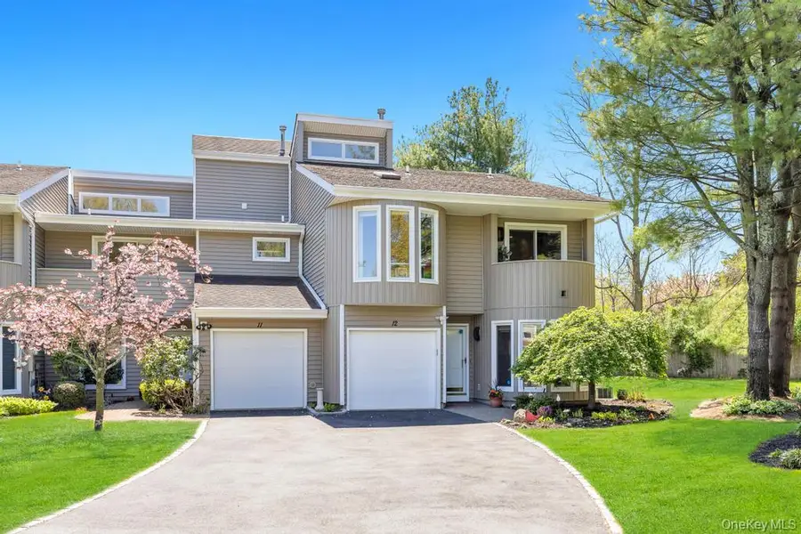 12 Kristin Lane, Hauppauge, NY 11788 - #2