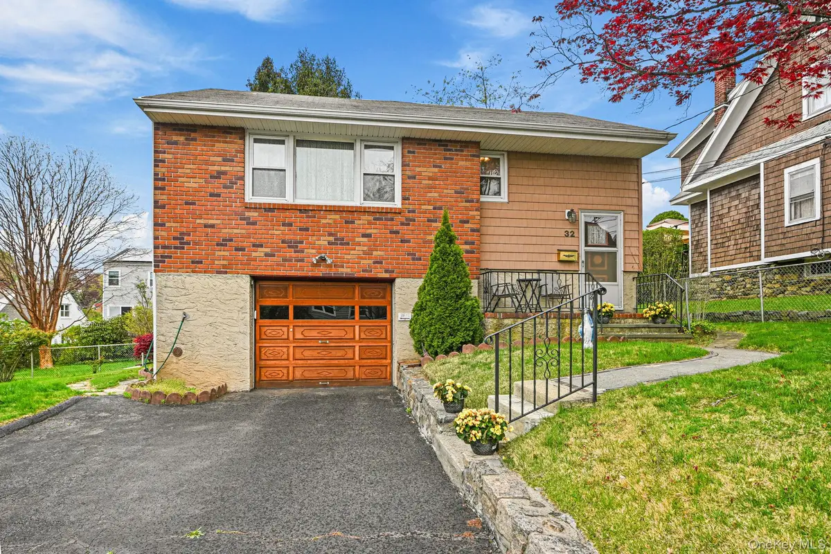 32 Chase Avenue, White Plains, NY 10606 - #1
