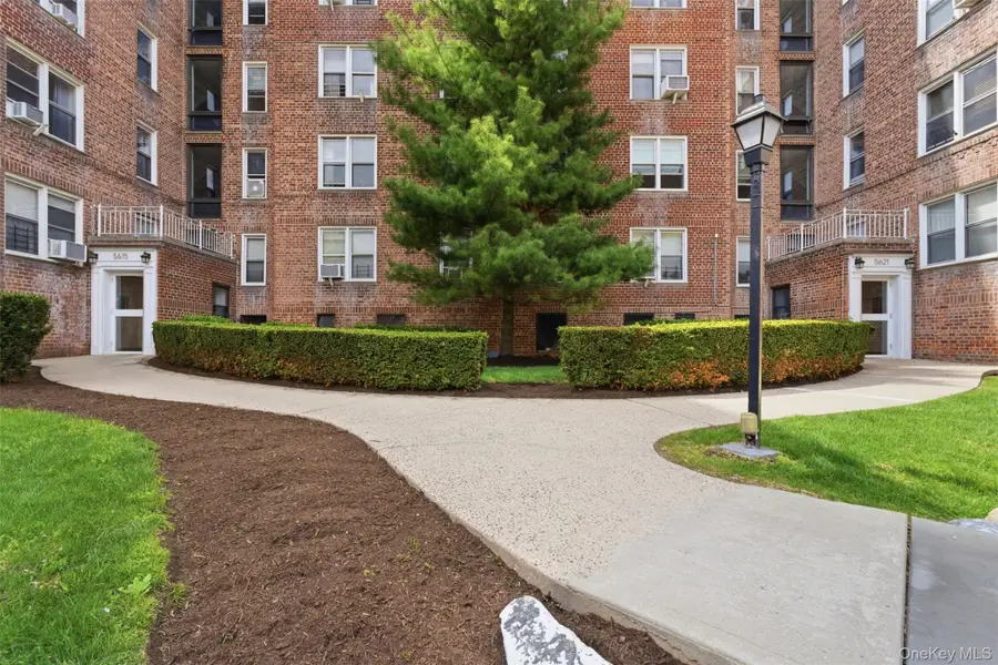 5621 Netherland Avenue #3D, Bronx, NY 10471 - #3