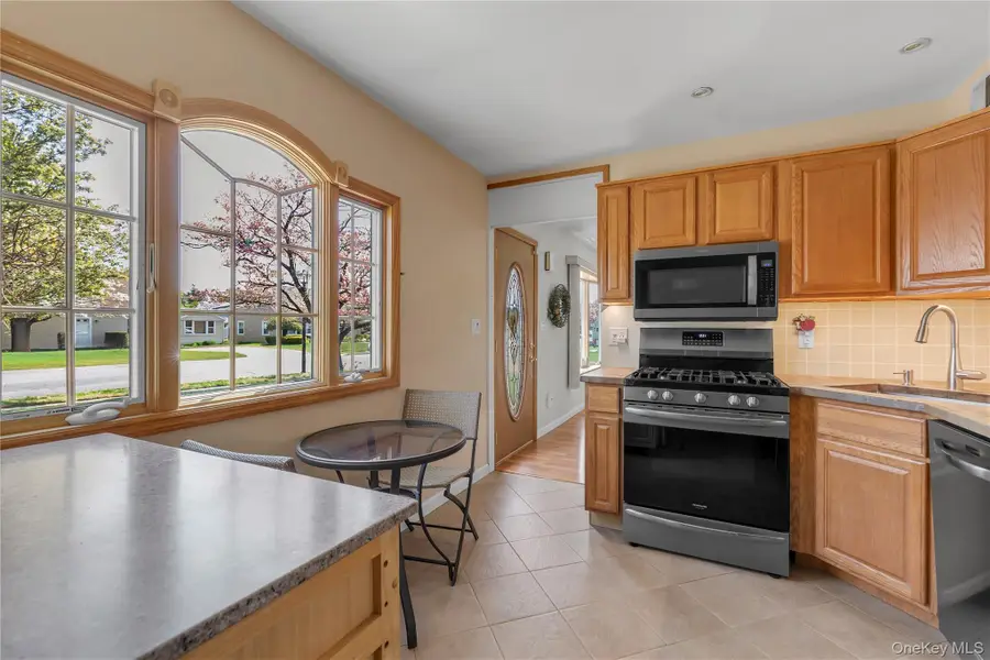 304 Jamaica Boulevard, Carle Place, NY 11514 - #3