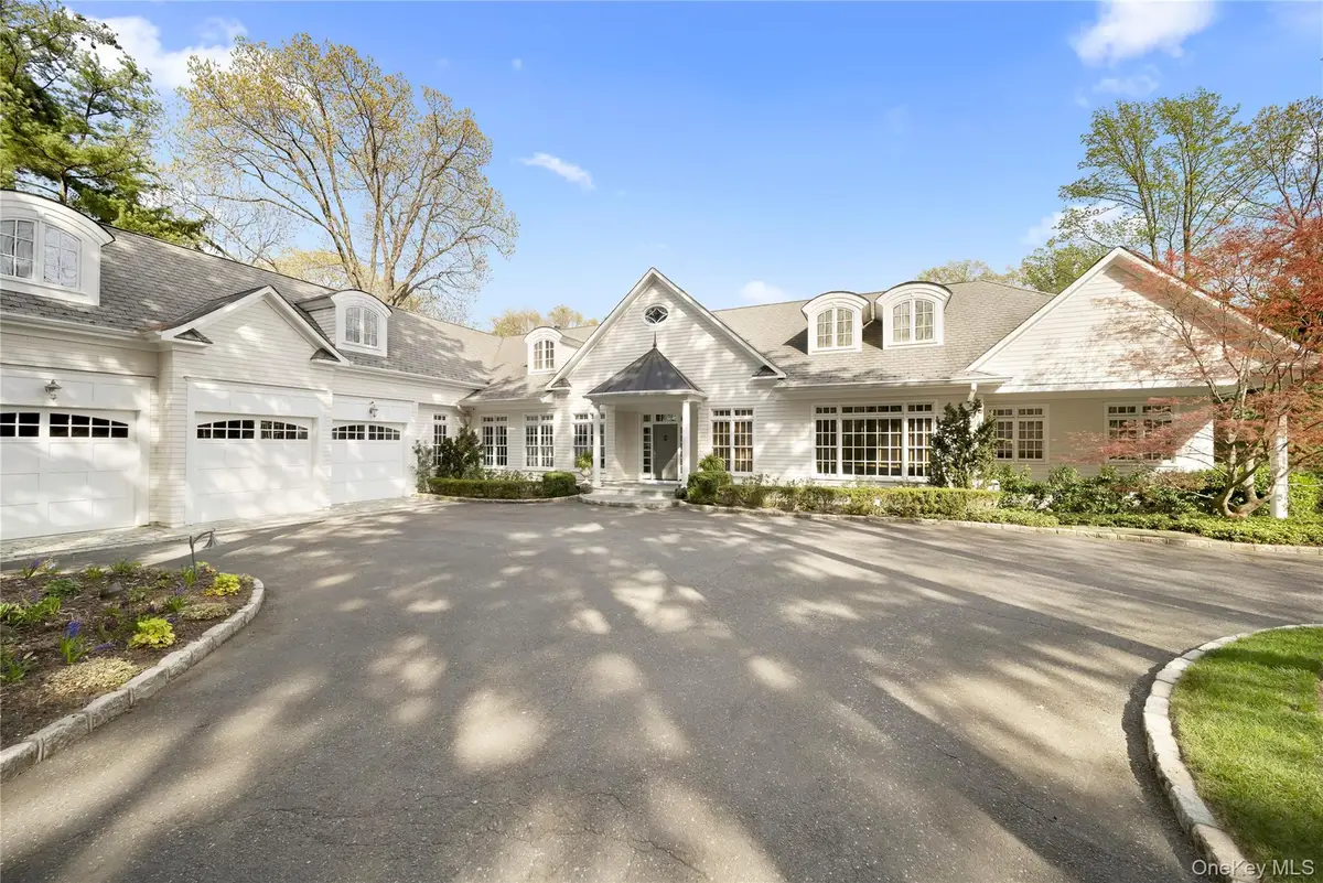 17 Hilldale Lane, Sands Point, NY 11050 - #1