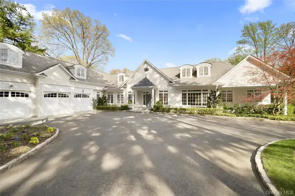 17 Hilldale Lane, Sands Point, NY 11050