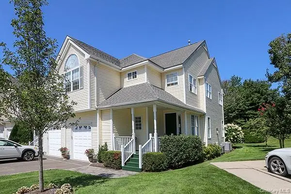 4 Spring Court, Huntington, NY 11743 - #1