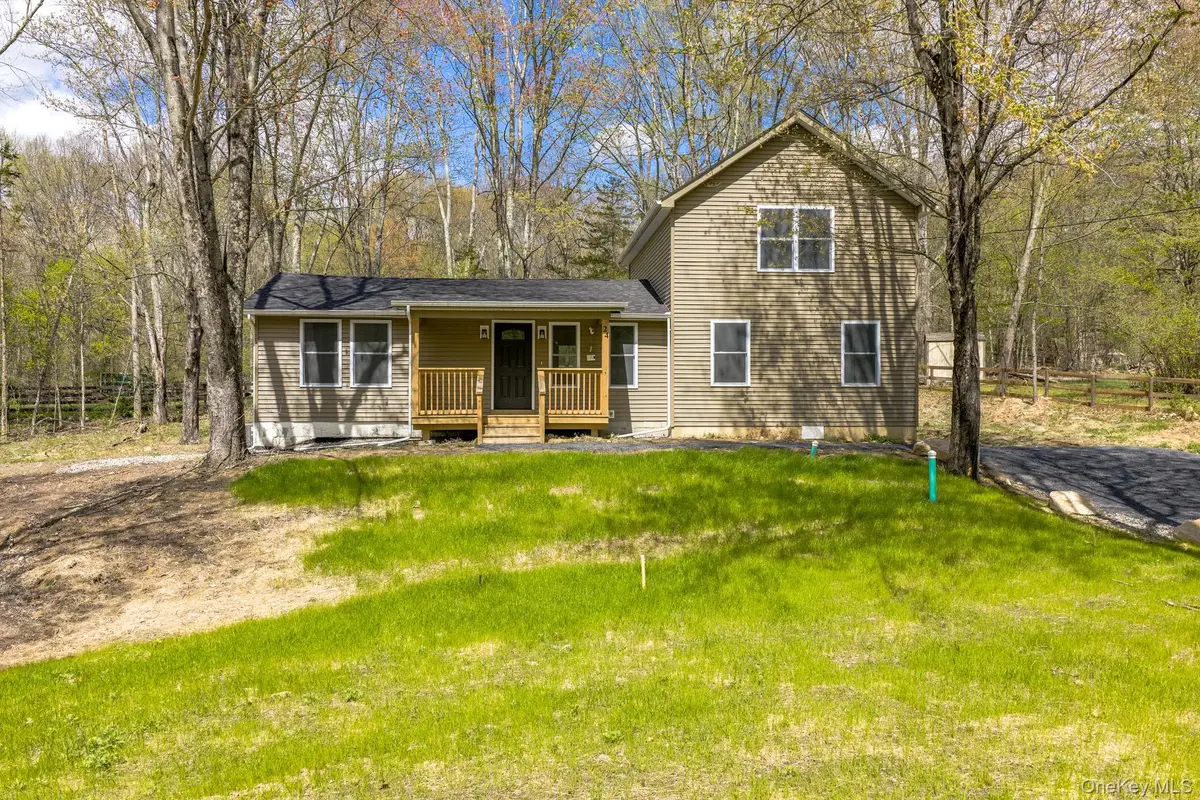 24 Farmingdale Lane, Bloomingburg, NY 12721 - #1