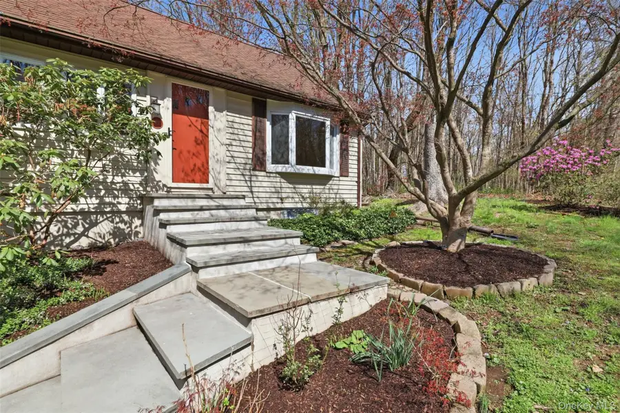 307 Old Kingston Road, New Paltz, NY 12561 - #2