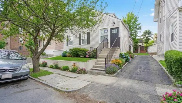 219 E 238th Street, Bronx, NY 10470