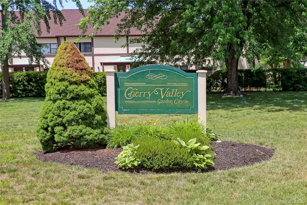 129 Fifteenth Street #B2, Garden City, NY 11530