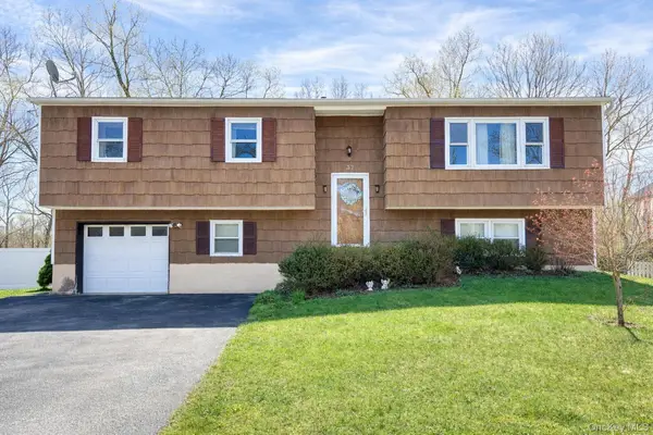 37 Half Hollow, Monroe, NY 10950