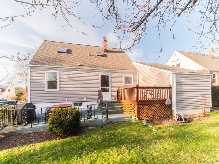 12 Maywood Avenue, Rye Brook, NY 10573 - #3