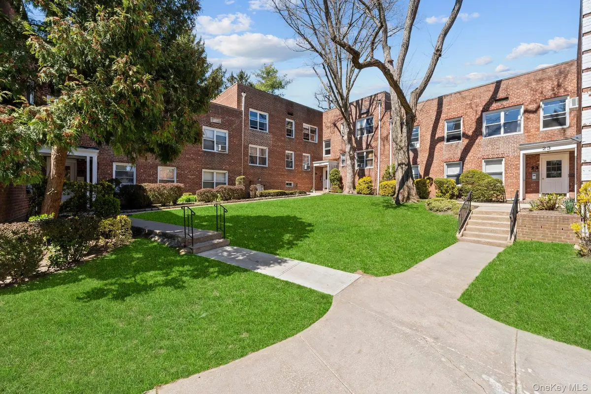 23 Edwards Street #2A, Roslyn Heights, NY 11577 - #1