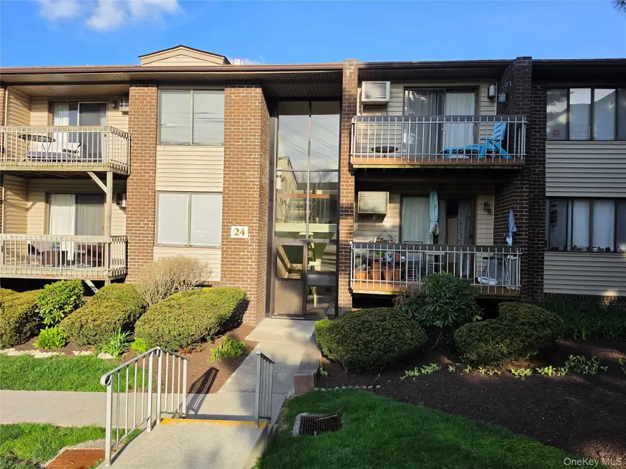 241 Country Club Lane, Pomona, NY 10970 - #2