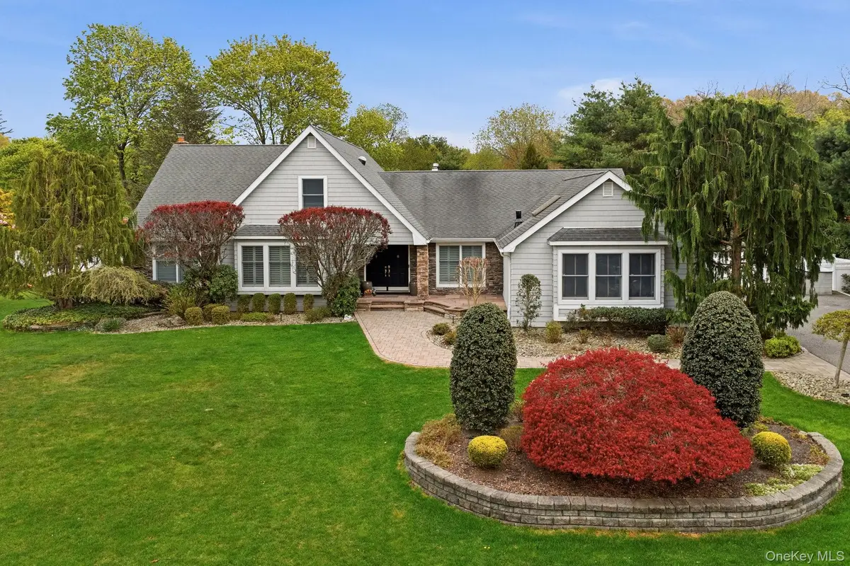 9 Sage Brush Court, East Setauket, NY 11733 - #1