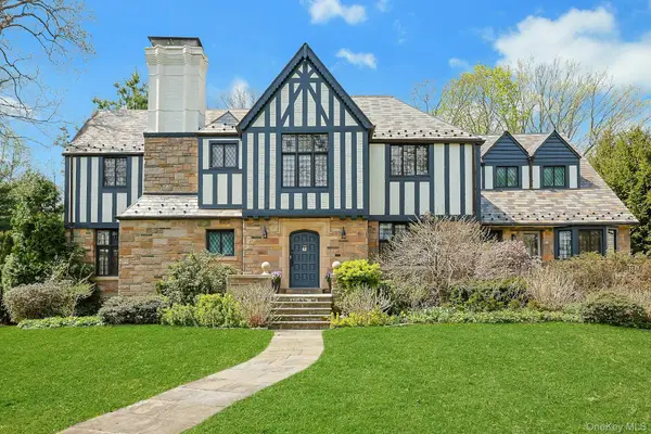 36 Beechtree Drive, Larchmont, NY 10538