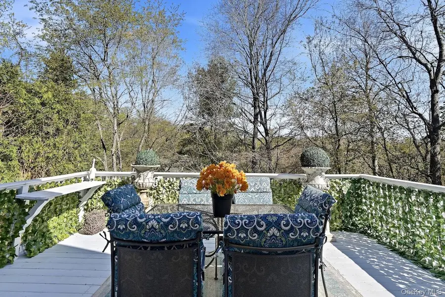 25 Hopkins Lane, Armonk, NY 10504 - #3