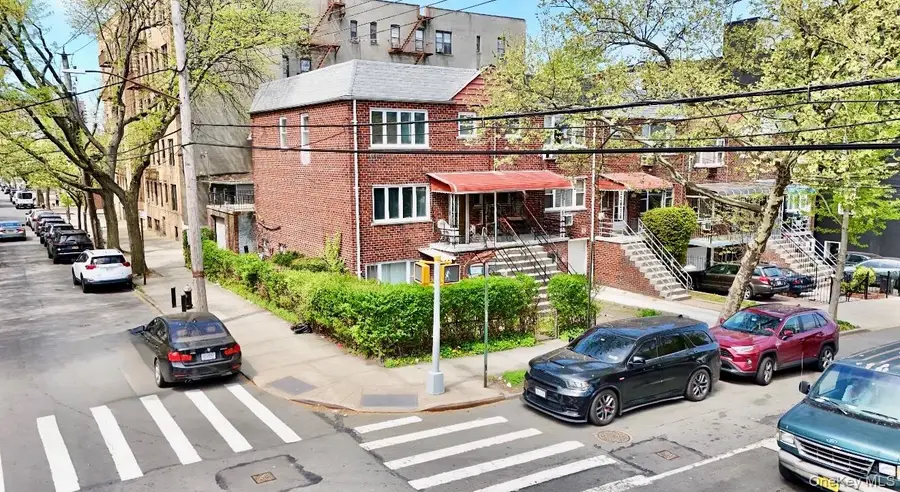 3001 Bronxwood Avenue, Bronx, NY 10469 - #2