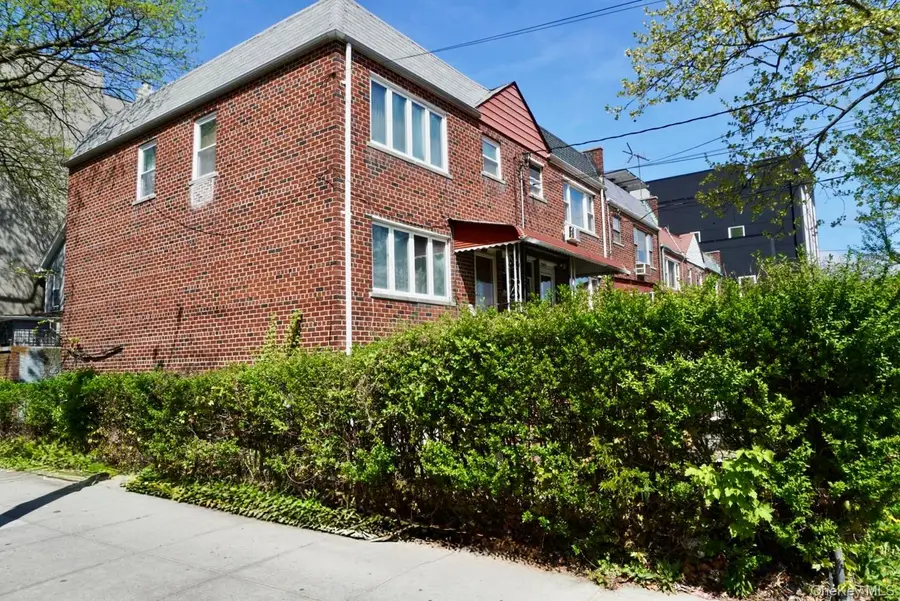 3001 Bronxwood Avenue, Bronx, NY 10469 - #3