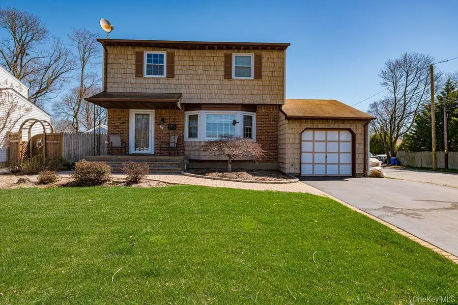 89 Cheltenham Road, West Babylon, NY 11704 - #2