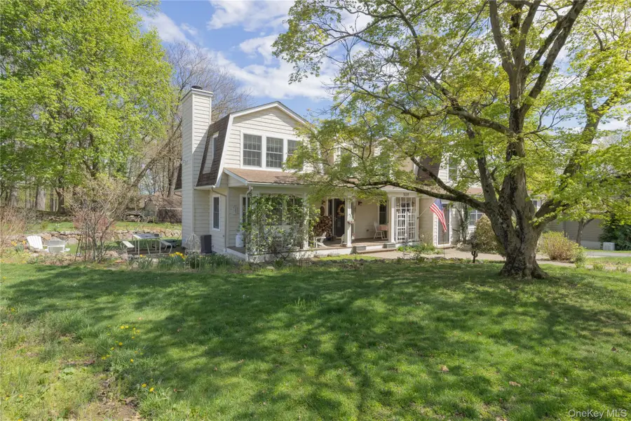 302 Laurel Road, Pearl River, NY 10965 - #3