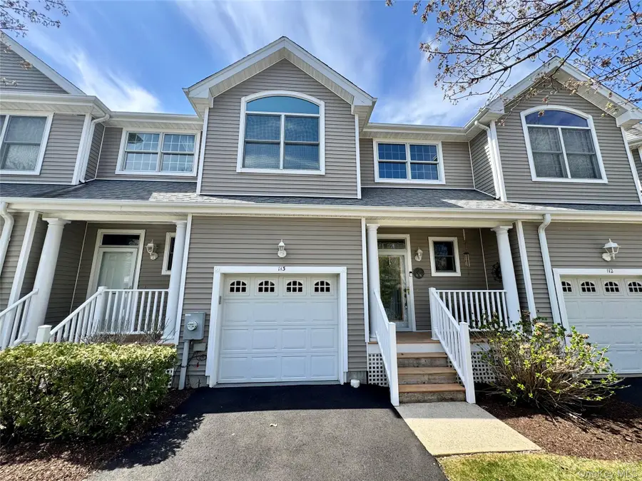 113 Brianna Drive, East Setauket, NY 11733 - #2