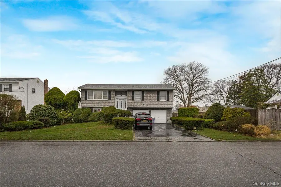 286 W 13th Street, Deer Park, NY 11729 - #3