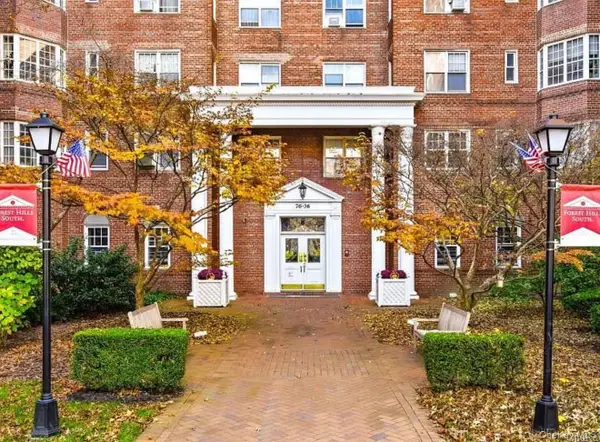 7636 113th Street #6M, Forest Hills, NY 11375