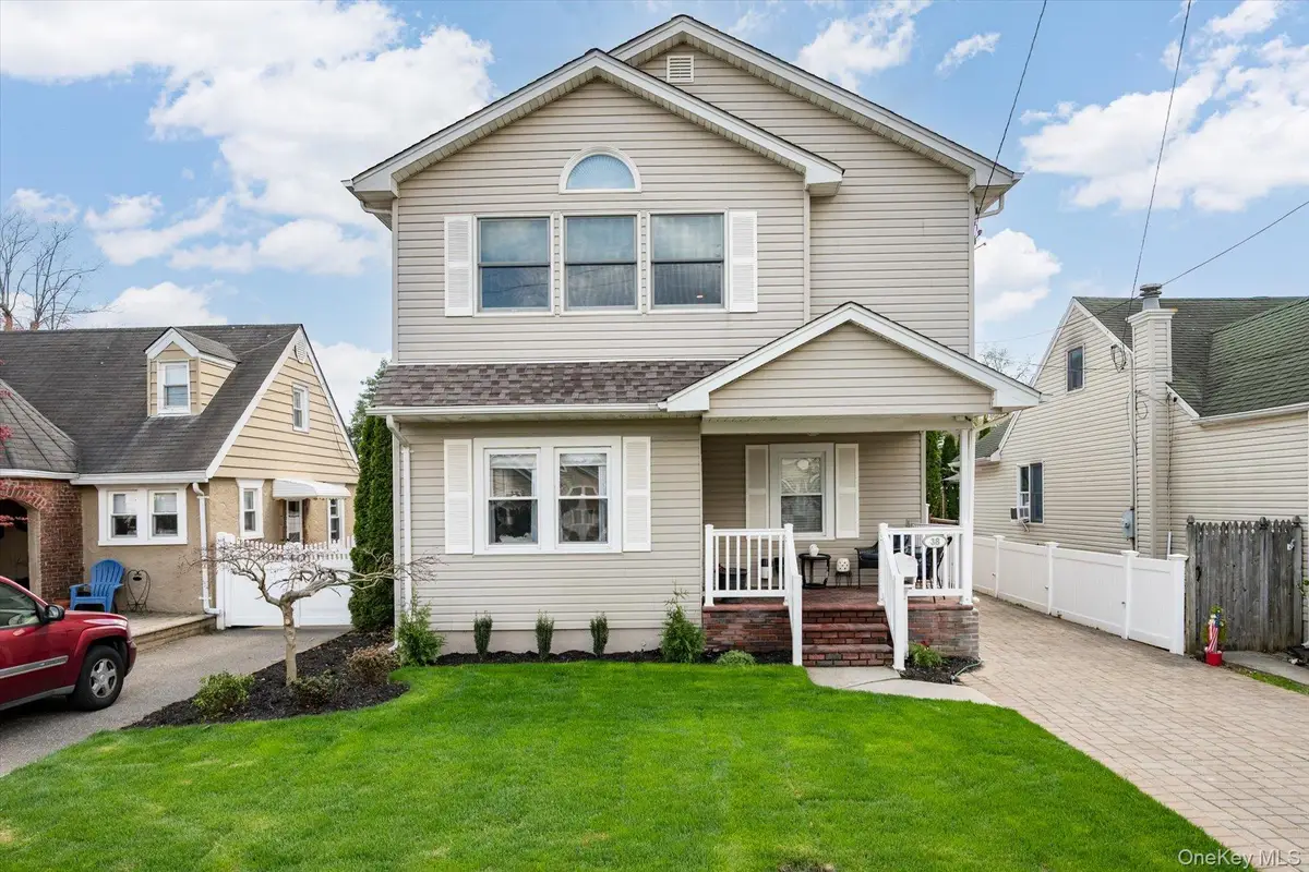 38 Orchard Street, Merrick, NY 11566 - #1