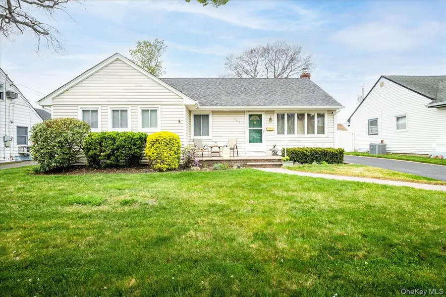 762 Durham Road, East Meadow, NY 11554 - #2