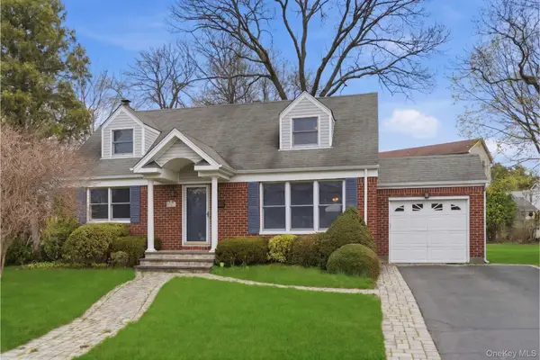 2 Selden Drive, East Northport, NY 11731