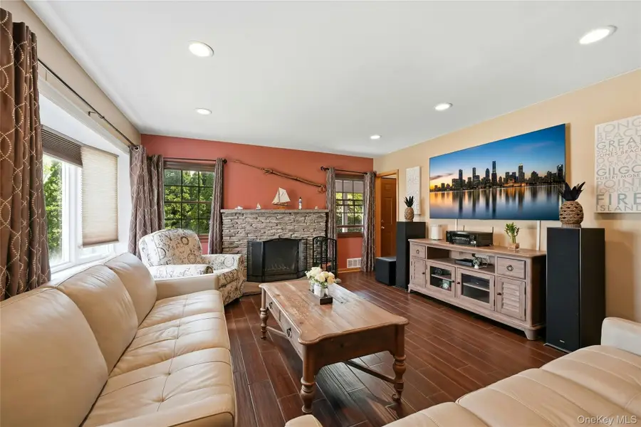 166 Abbey Street, Massapequa Park, NY 11762 - #2