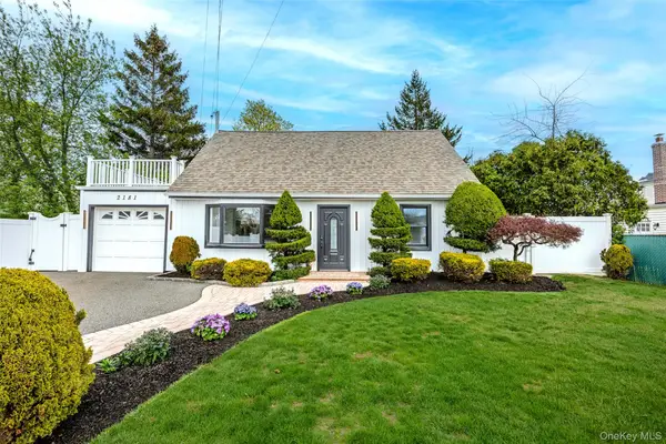 2181 Hortense Avenue, Seaford, NY 11783