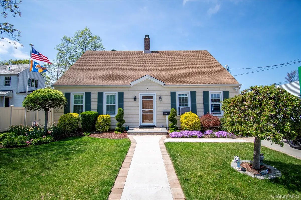 3 Park Avenue, Baldwin, NY 11510 - #1