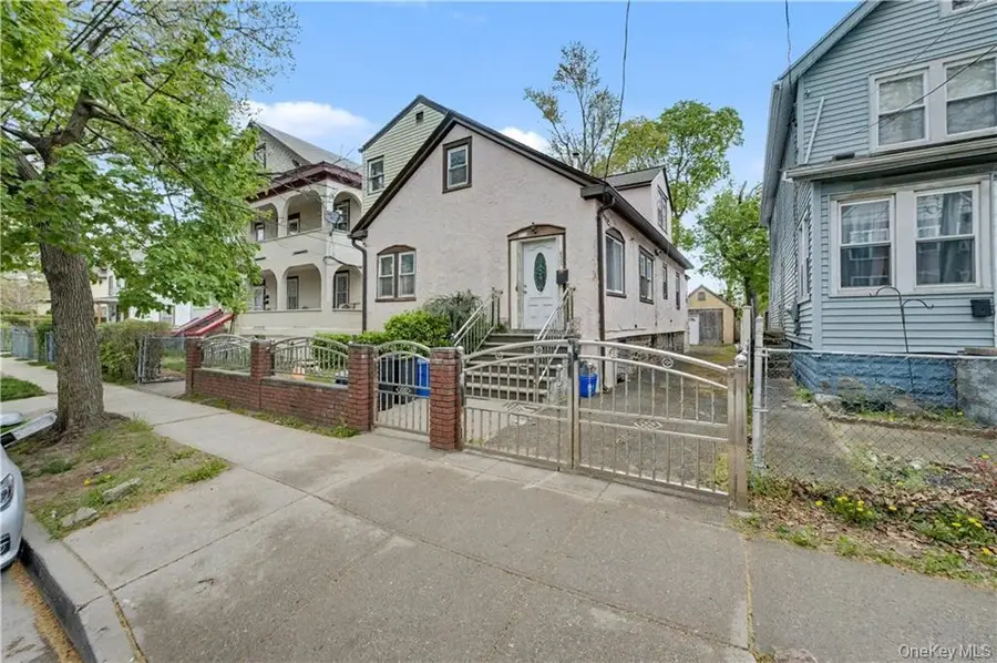 429 S 9th Avenue, Mount Vernon, NY 10550 - #3