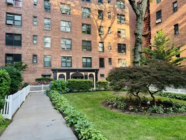 83-20 98th Street #5D, Woodhaven, NY 11421 - #1