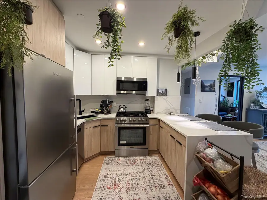 116-17 Grosvenor Lane #3A, Kew Gardens, NY 11418 - #2